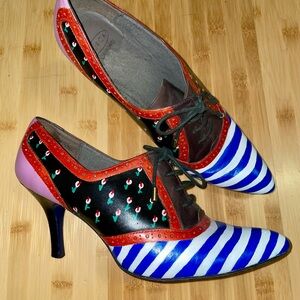 Multicolor Striped Heels 9.5